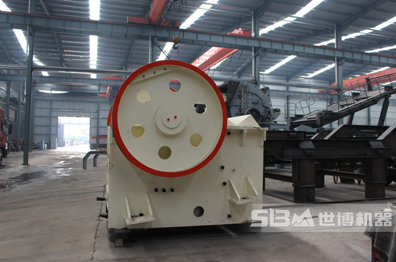世博機械廠(chǎng)家250x400破碎機