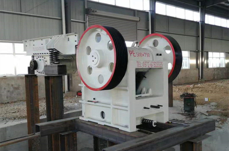 57鄂破機，PE500x750顎式破碎機