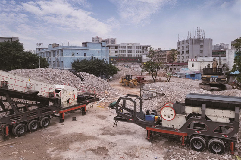 輪胎式移動(dòng)建筑垃圾粉碎機