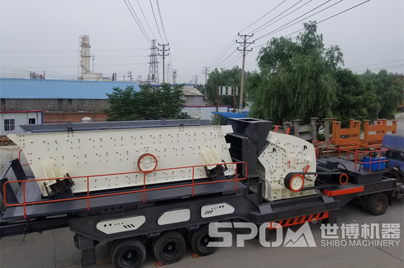 反擊破移動(dòng)破碎機